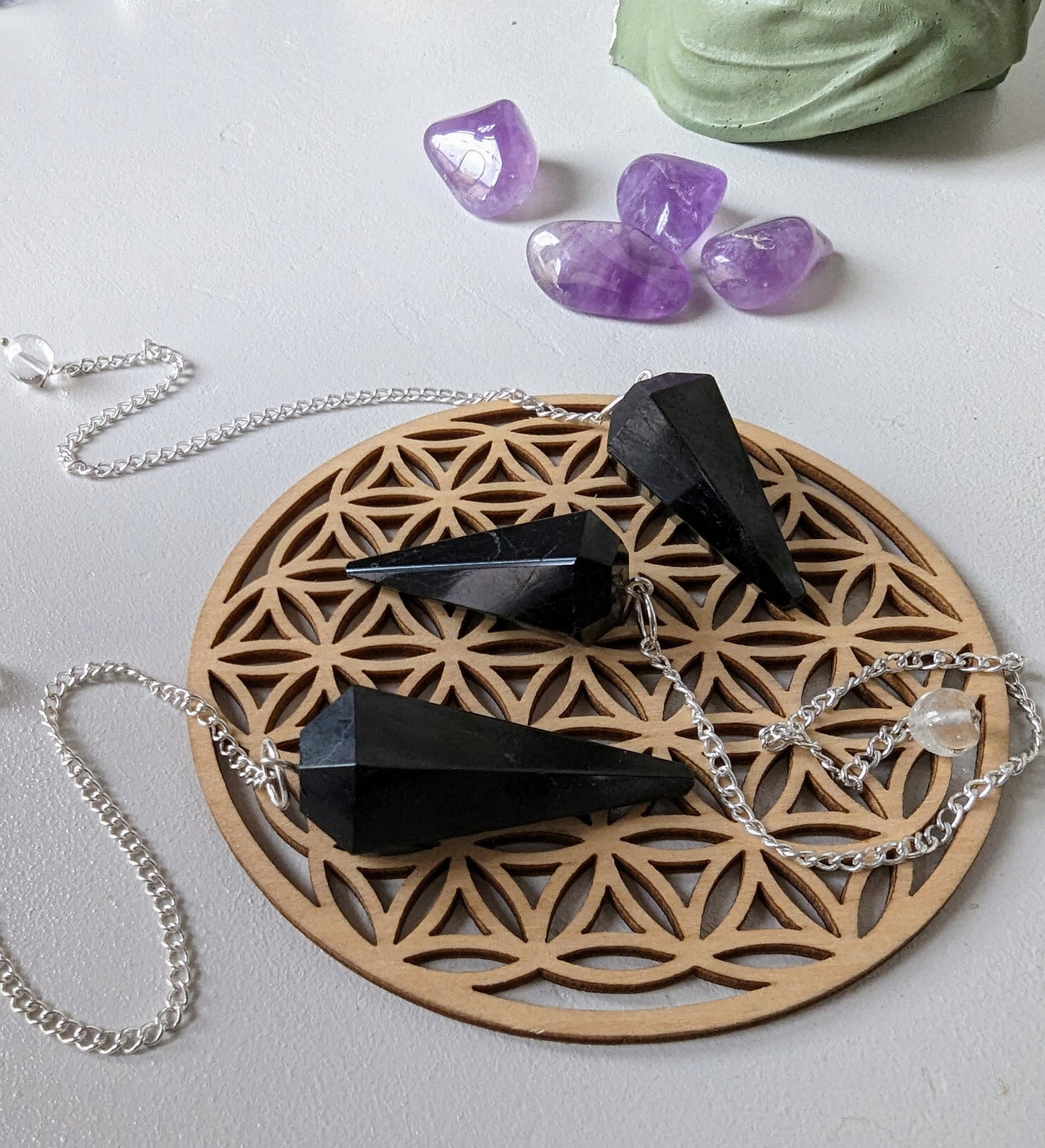 Pendule en tourmaline noire