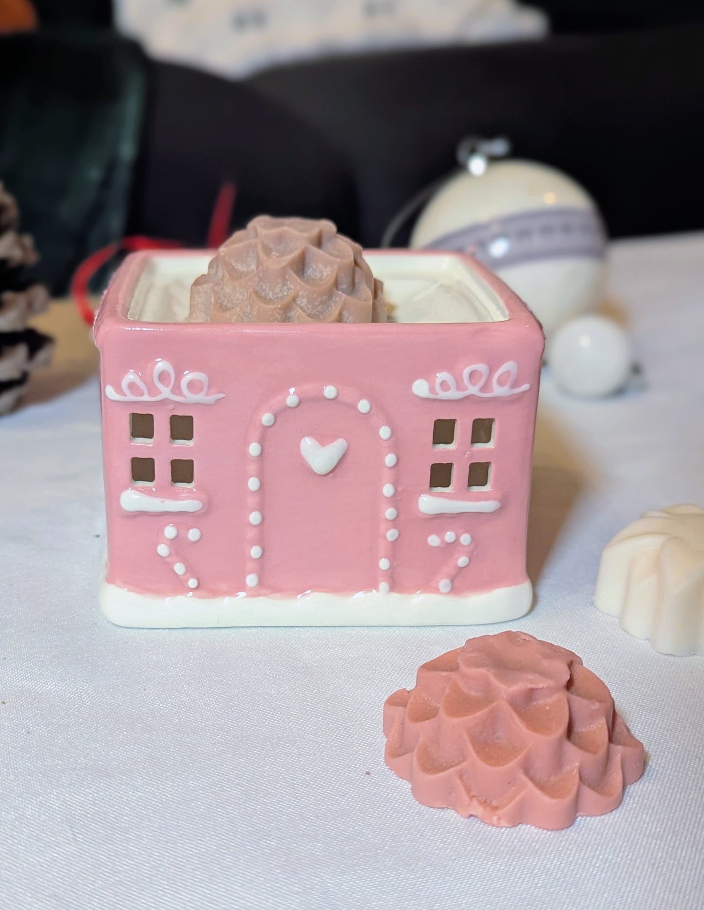 Brûle-parfum Maison Pain d'Épice Enneigée