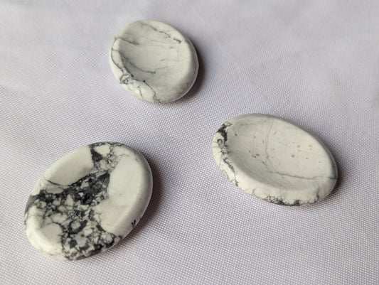 Galet anti-stress en howlite