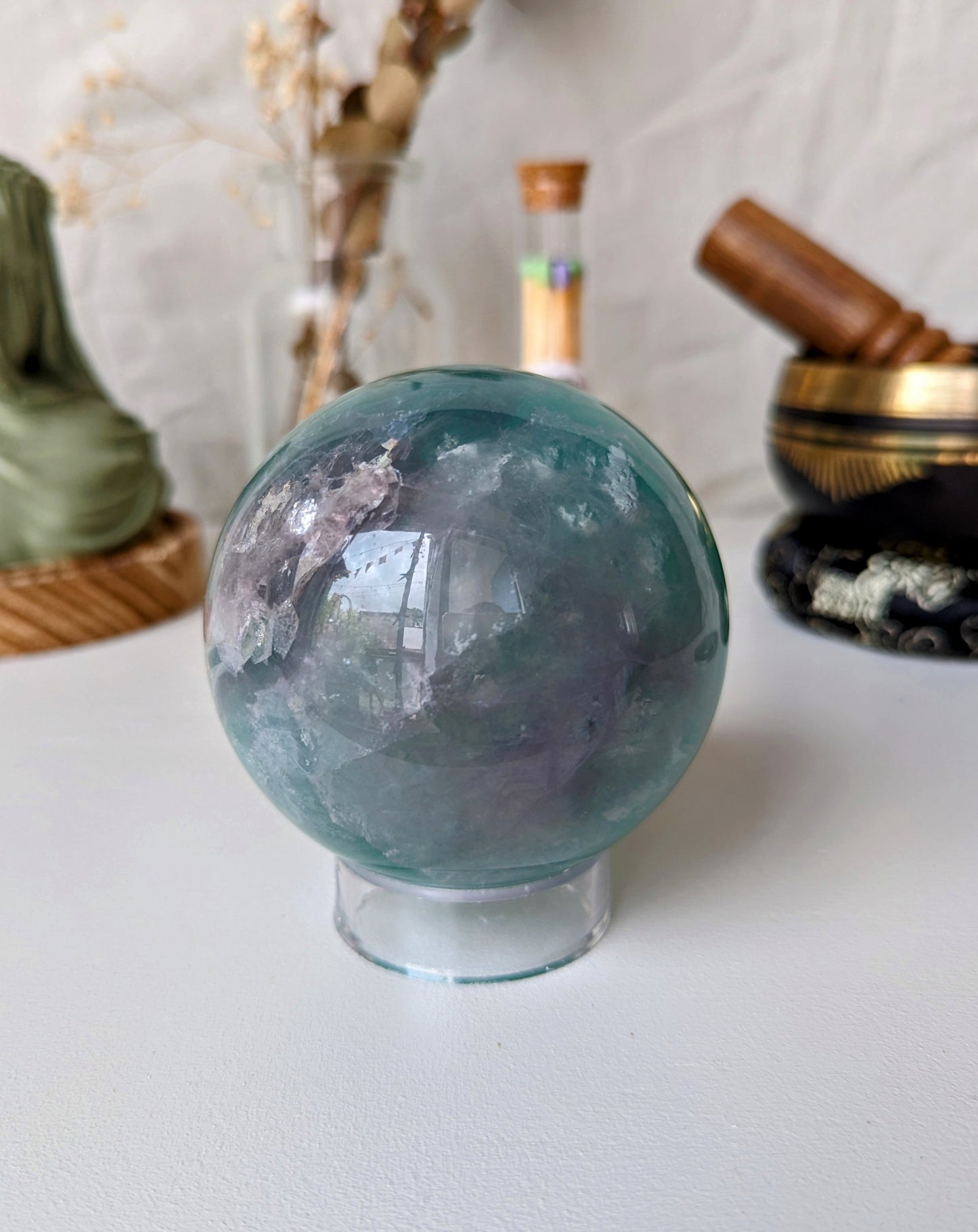 Sphère en fluorite arc-en-ciel