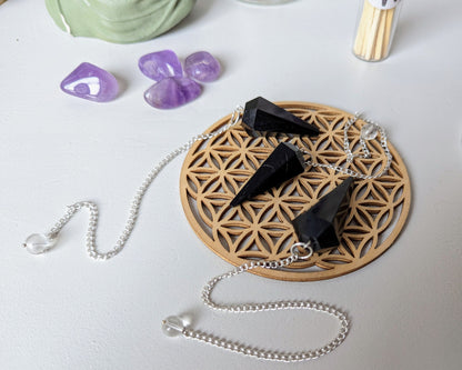 Pendule en tourmaline noire