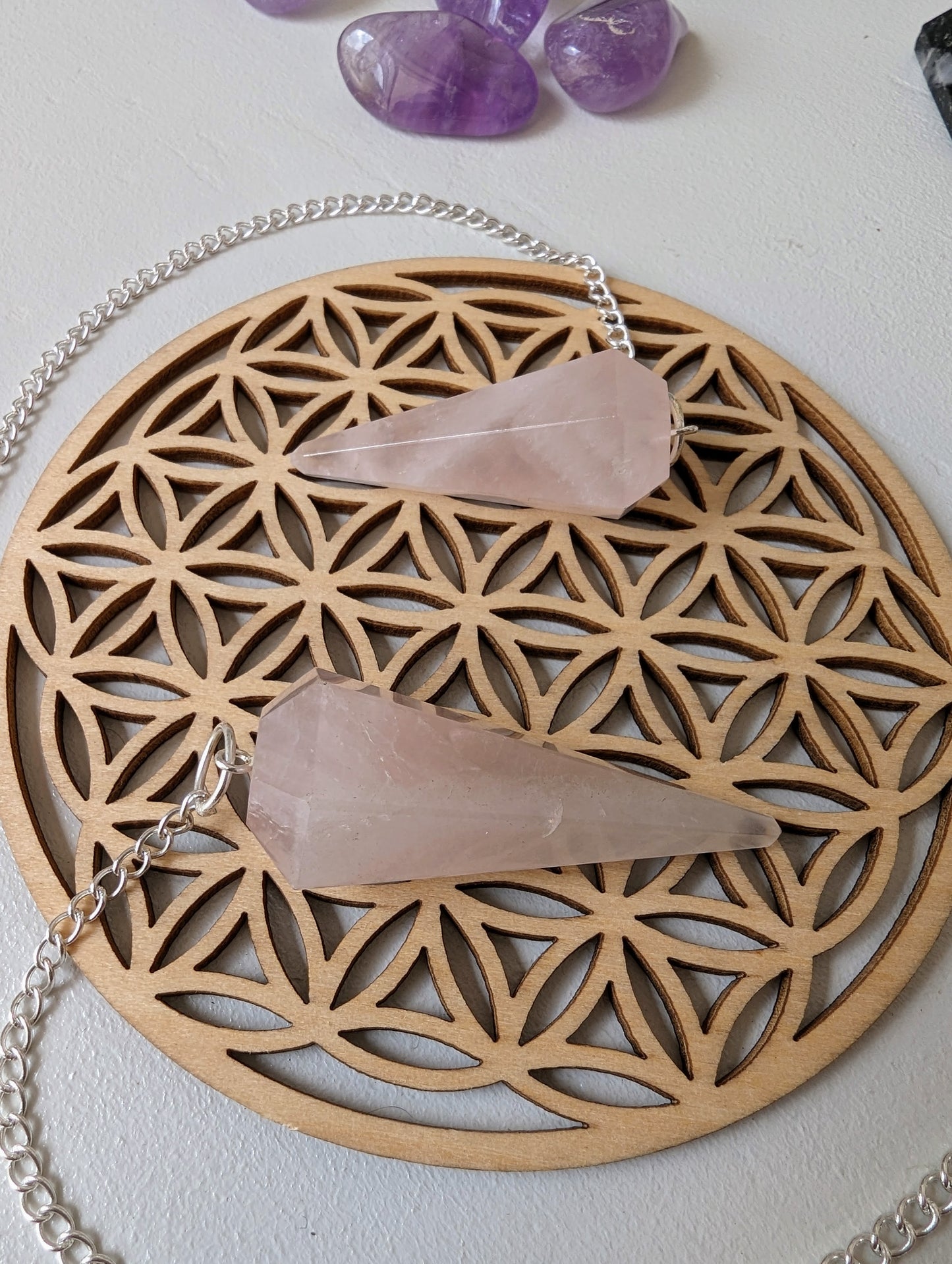 Pendule en quartz rose