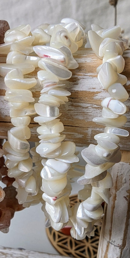 Bracelet Nacre baroque – Féminité & harmonie