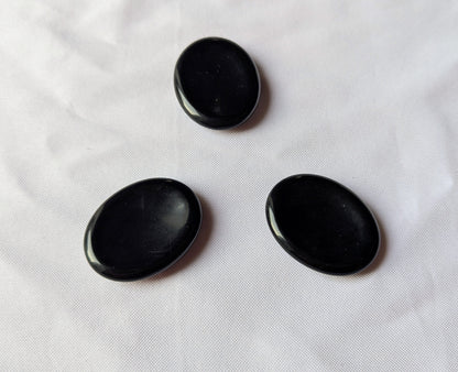 Galet anti-stress Obsidienne Noire – Protection & sérénité